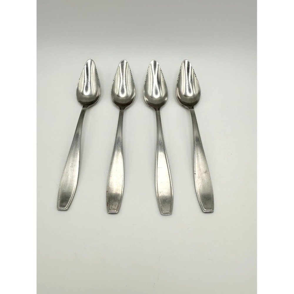 Vintage  Knobler Stainless Steel (Japan) Grapefruit Spoons. Set of 4
